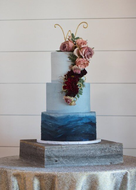 Virginia's best custom wedding cakes, farm to table dessert table & dessert grazing table  | luray, charlottesville, loudoun county, culpeper, harrisonburg, northern virginia 
