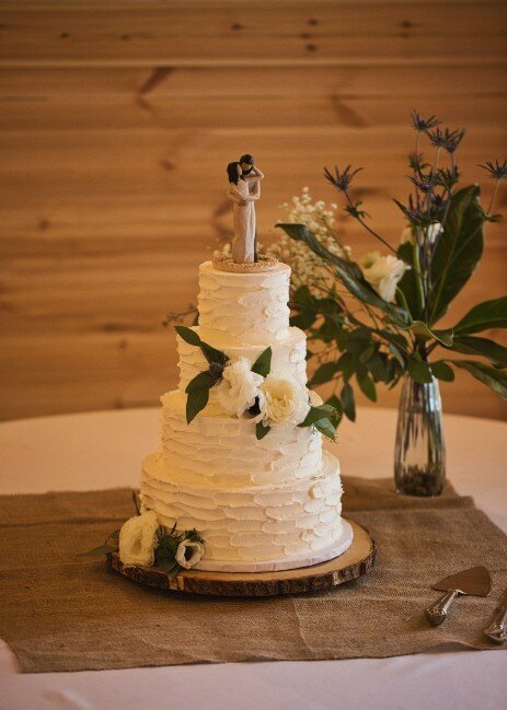 Virginia's best custom wedding cakes, farm to table dessert table & dessert grazing table  | luray, charlottesville, loudoun county, culpeper, harrisonburg, northern virginia 