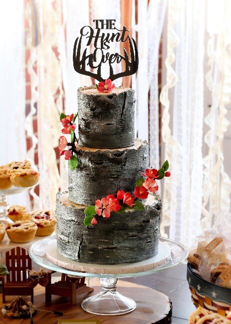 Virginia's best custom wedding cakes, farm to table dessert table & dessert grazing table  | luray, charlottesville, loudoun county, culpeper, harrisonburg, northern virginia 