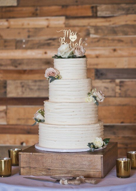 Virginia's best custom wedding cakes, farm to table dessert table & dessert grazing table  | luray, charlottesville, loudoun county, culpeper, harrisonburg, northern virginia 