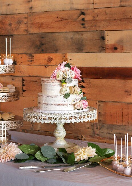 Virginia's best custom wedding cakes, farm to table dessert table & dessert grazing table  | luray, charlottesville, loudoun county, culpeper, harrisonburg, northern virginia 