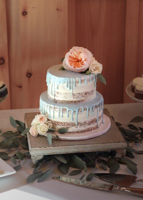 Virginia's best custom wedding cakes, farm to table dessert table & dessert grazing table  | luray, charlottesville, loudoun county, culpeper, harrisonburg, northern virginia 