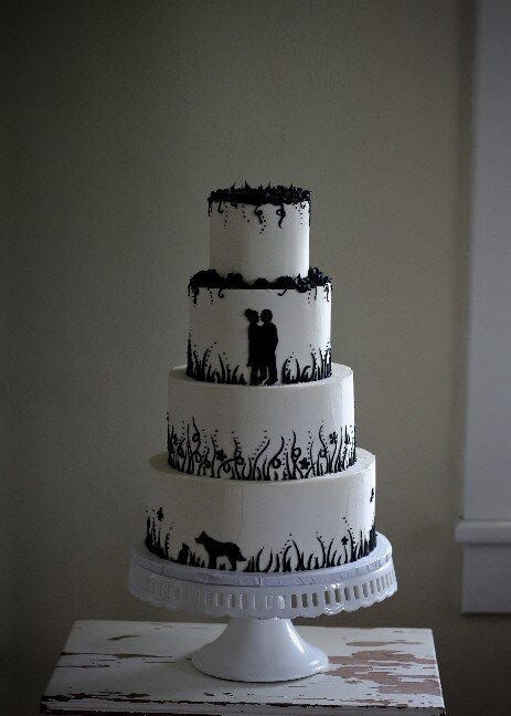Virginia's best custom wedding cakes, farm to table dessert table & dessert grazing table  | luray, charlottesville, loudoun county, culpeper, harrisonburg, northern virginia 