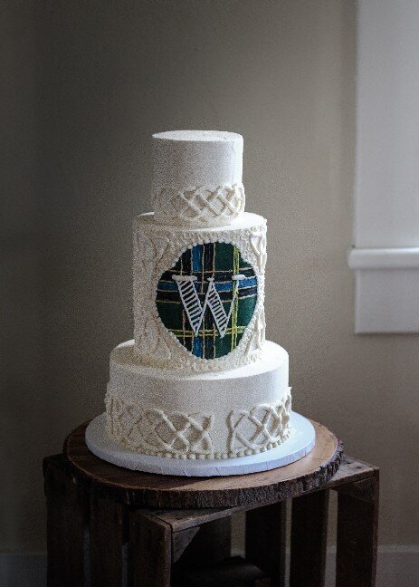Virginia's best custom wedding cakes, farm to table dessert table & dessert grazing table  | luray, charlottesville, loudoun county, culpeper, harrisonburg, northern virginia 