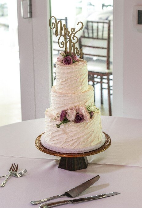 Virginia's best custom wedding cakes, farm to table dessert table & dessert grazing table  | luray, charlottesville, loudoun county, culpeper, harrisonburg, northern virginia 