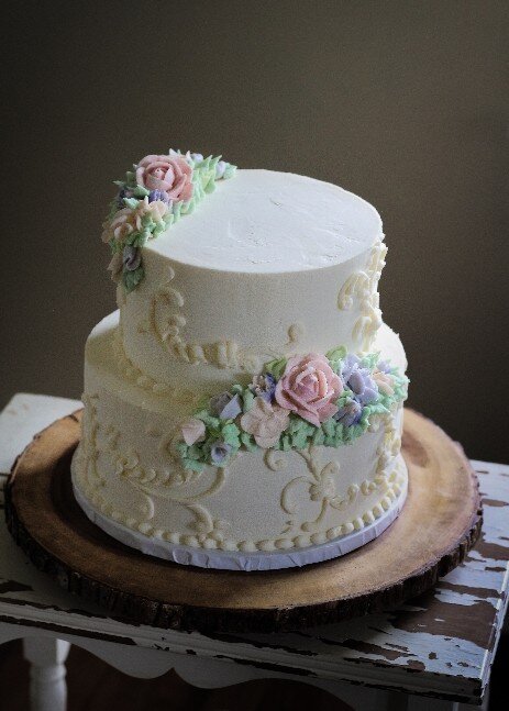 Virginia's best custom wedding cakes, farm to table dessert table & dessert grazing table  | luray, charlottesville, loudoun county, culpeper, harrisonburg, northern virginia 